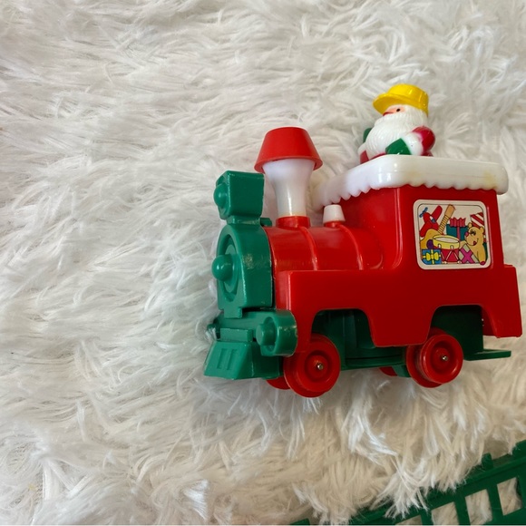 Vintage Christmas Battery Operated Electronic Musical Train Set - Picture 4 of 12